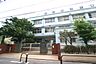 周辺：千寿常東小学校 平成14年度に千寿第四小学校と柳原小学校が統廃合して開校。 校地は江戸時代、江戸城や日光東照宮の建築に尽力された大棟梁甲良宗広の別荘地であり「甲良屋敷」と呼ばれています。 