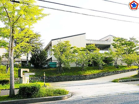 市立太山寺中学校 約450m