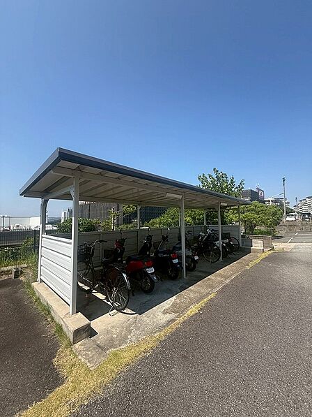バイク置場・駐輪場