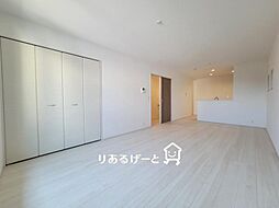 リナージュ東大阪市南鴻池町23-1期　1号棟