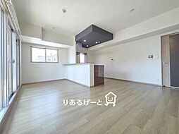 ローレルスクエア近鉄吉田　3番館