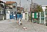 周辺：泉小学校