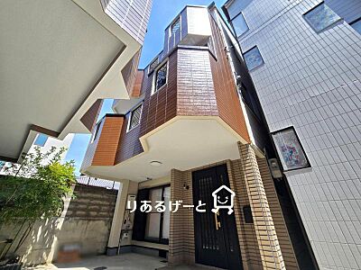 外観:カースペースもしっかりと確保! 外観:カースペースもしっかりと確保!