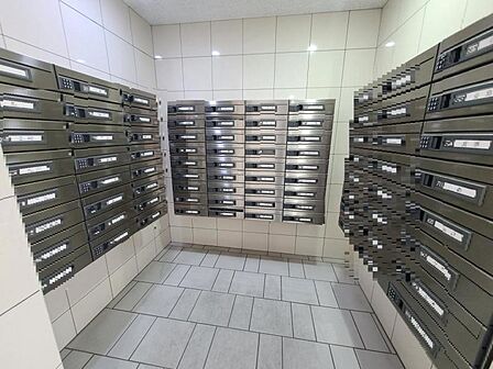 チラシなどのゴミはまったく落ちておらず、管理の良さがうかがえますね!