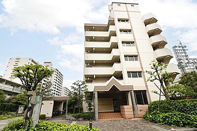 外観：駅歩7分！生活施設充実の好立地！！