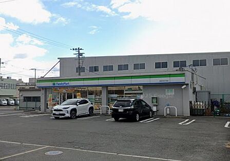 ファミリーマート 長田中五丁目店