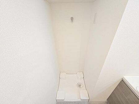 振動や水漏れ防止に有効な洗濯パンも設置済です!