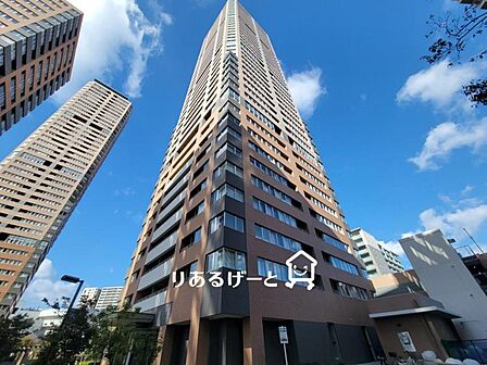 大切なペットと暮らせるマンション!近くに公園もあるので、ペットにとってもうれしい環境ですね!