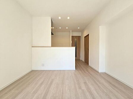ＬＤＫ10帖：リフォーム済みでとても綺麗に仕上がっていますよ
