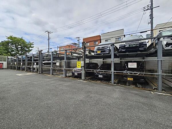 駐車場を拡大表示