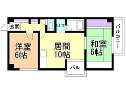 レジデンスサン 3階