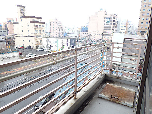バルコニー