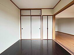 日の里ツインヴィレッジA 4階2LDKのリビング/ダイニング