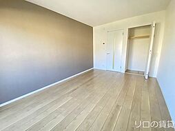 アーフリーミIV