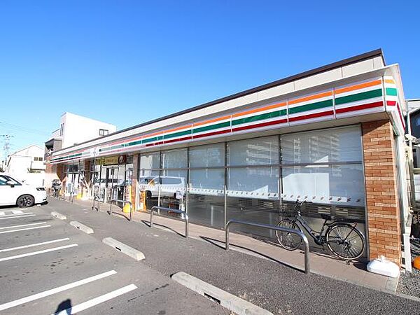 画像23:セブンイレブン柏花野井北店(425m)