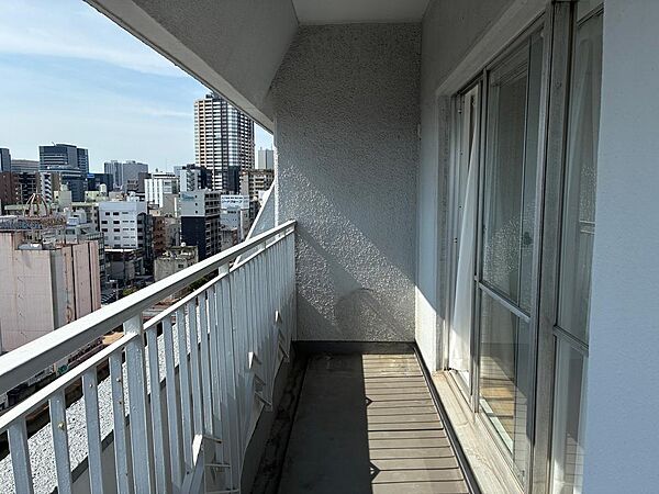 バルコニーを拡大表示