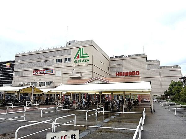 周辺を拡大表示