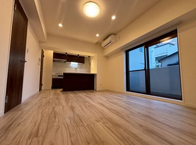 リビング/ダイニング ヴェラハイツ大島 4階/-