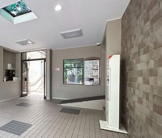 エントランス 都電荒川線 梶原駅 徒歩6分