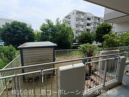 45m2の専用庭 南向きです