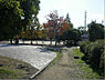 周辺：緑が丘公園（1045m）