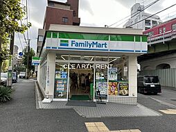 【コンビニエンスストア】ファミリーマート 平沼一丁目店まで224ｍ