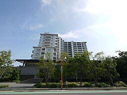 シーンズ塚口