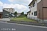 外観：前面道路含む現地写真
