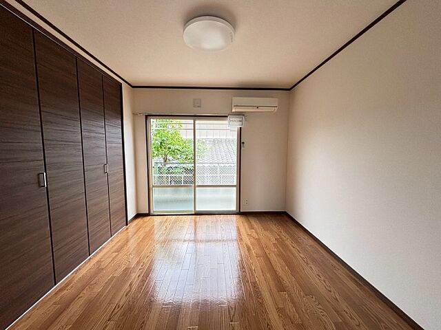 寝室