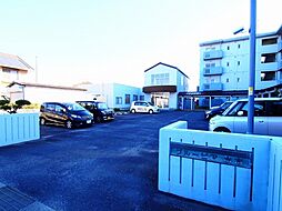 23 / 36