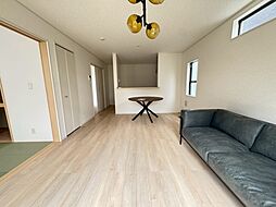 (仮)東大沼町4丁目一戸建 4LDKのリビング/ダイニング