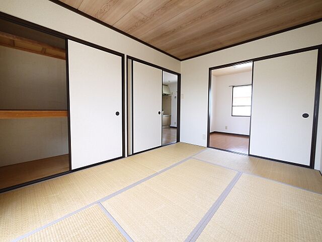寝室
