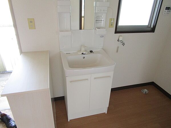 apartment 茨城県那珂市菅谷
地図を見る