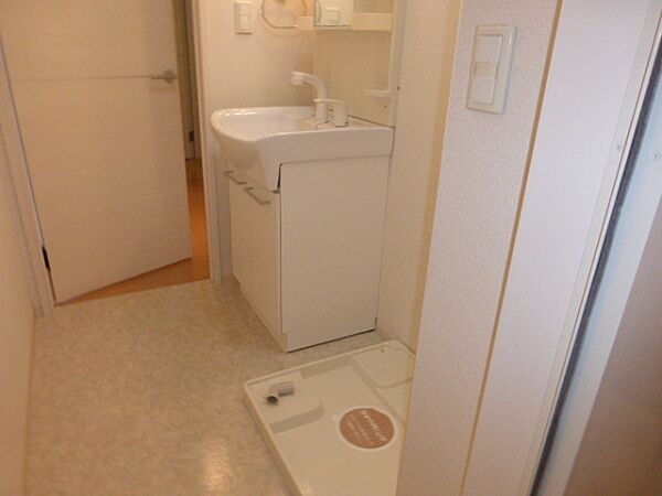 apartment 茨城県那珂市菅谷
地図を見る