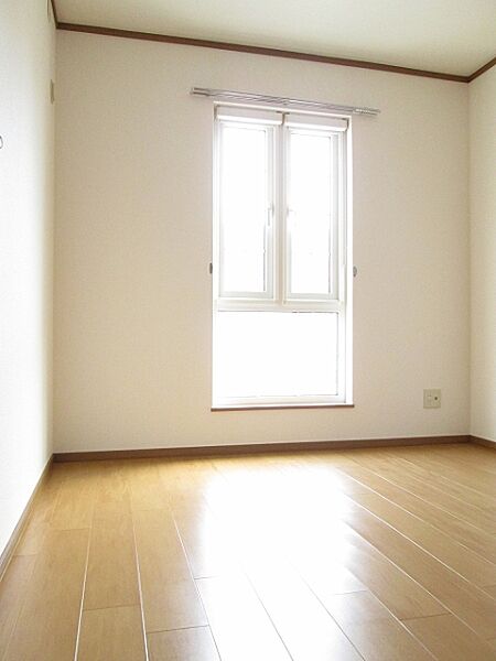 apartment 茨城県那珂市菅谷
地図を見る