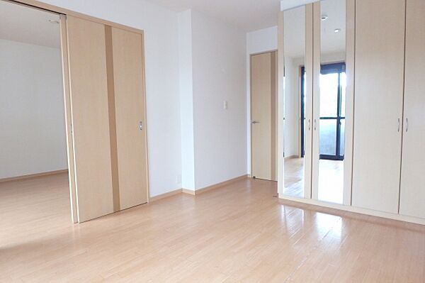 apartment 茨城県那珂市菅谷
地図を見る