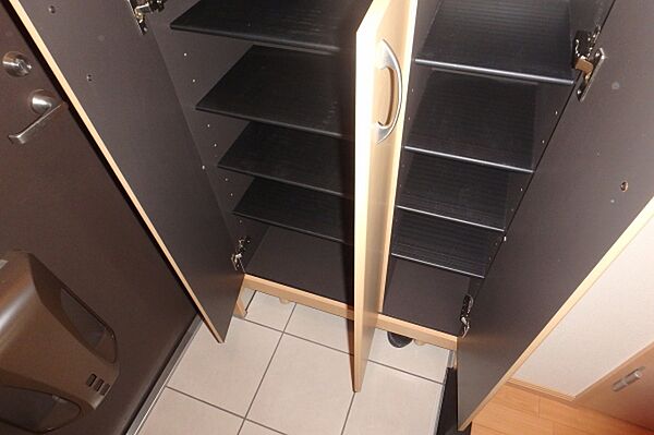 apartment 茨城県那珂市菅谷
地図を見る