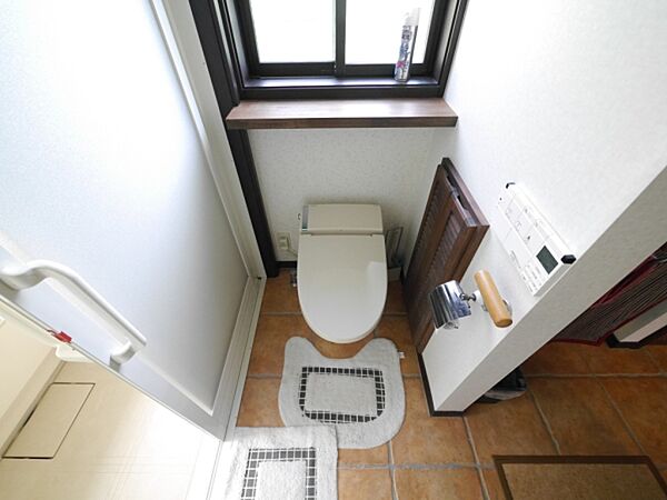 トイレを拡大表示