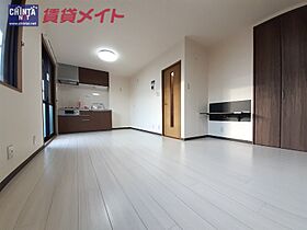 ロジュマン ラフォーレ 101 ｜ 三重県四日市市白須賀２丁目（賃貸アパート1LDK・1階・46.47㎡） その3