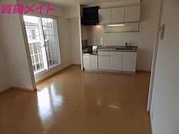 フィオーレIII 2階2LDKのリビング/ダイニング