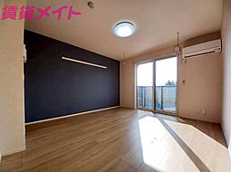 パプリカ 2階1Kのリビング/ダイニング