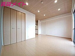 カーサコモダ天カ須賀 2階1LDKのリビング/ダイニング