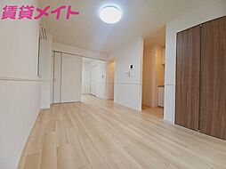 インフィニート 1階1LDKのリビング/ダイニング