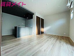 ＡＺＵＲ東富田 2階1LDKのリビング/ダイニング