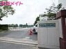周辺：四日市市立羽津小学校 582m