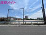 周辺：四日市市立富田小学校 718m