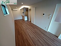 N51 APARTMENT桑名 1階1LDKのリビング/ダイニング