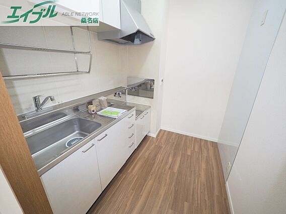 グロリアス.S・T_内装_2