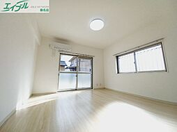 レジデンツ　ナチュア 1階1Kのリビング/ダイニング