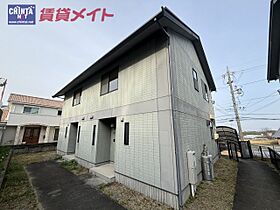 グランジュッテ A棟 102 ｜ 三重県桑名市新西方３丁目（賃貸テラスハウス3LDK・1階・84.46㎡） その1